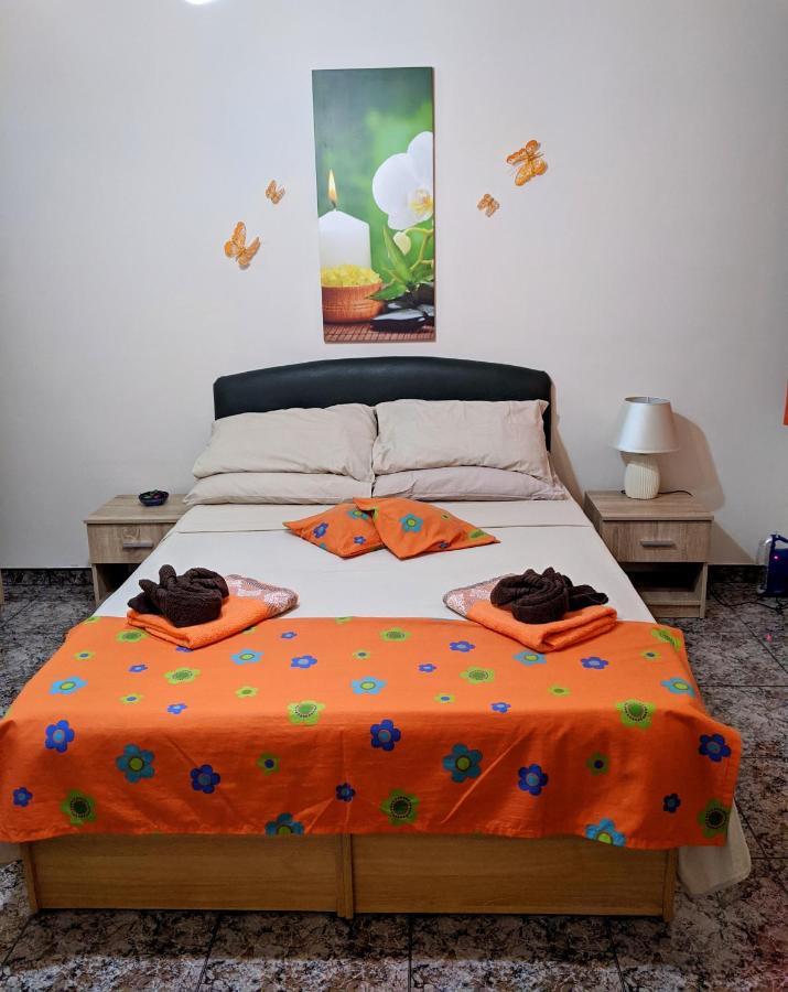 Silia'S Maisonette Marsaskala Exteriör bild