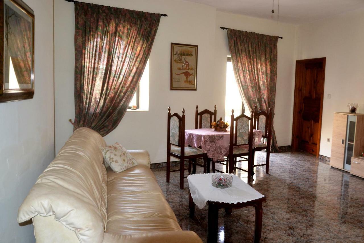Silia'S Maisonette Marsaskala Exteriör bild