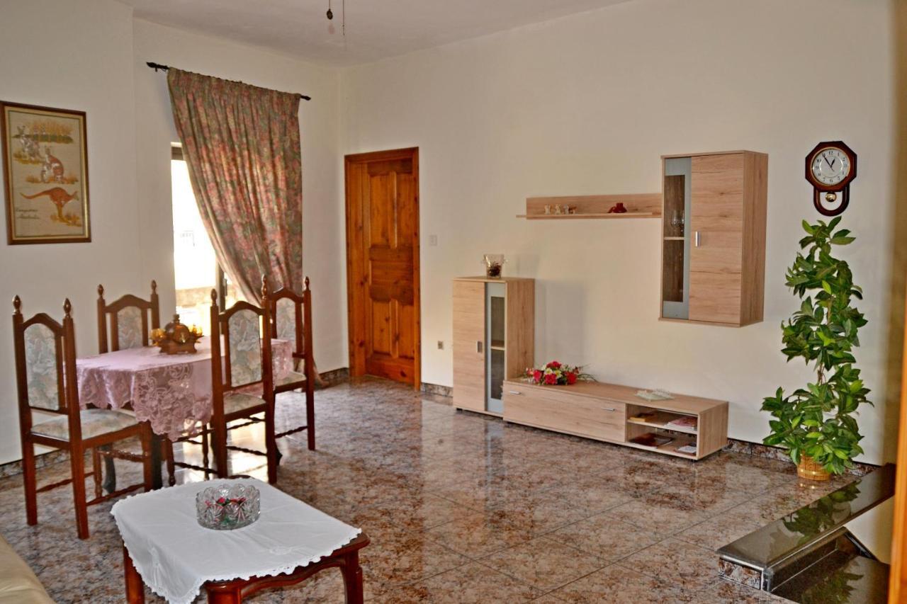 Silia'S Maisonette Marsaskala Exteriör bild